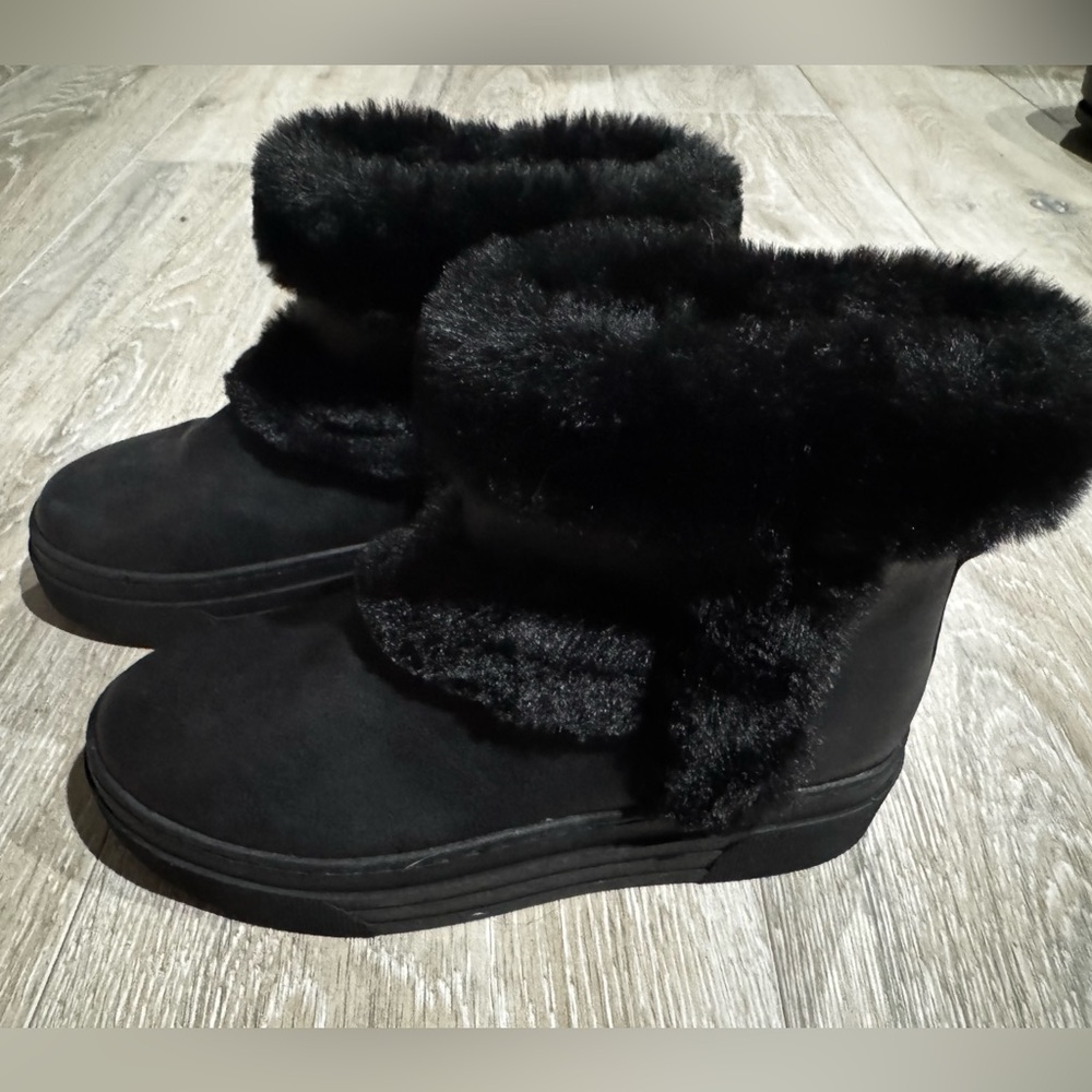 Girls Youth Black Steve Madden Slip On Fuzzy Boots- Macys